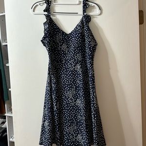 Sz L (fits like a M), beautiful polka dot sundress, zipper entry on side.